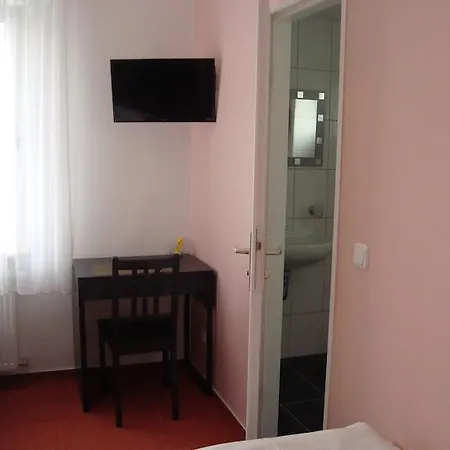 Ξενοδοχείο Gartenhof 3*